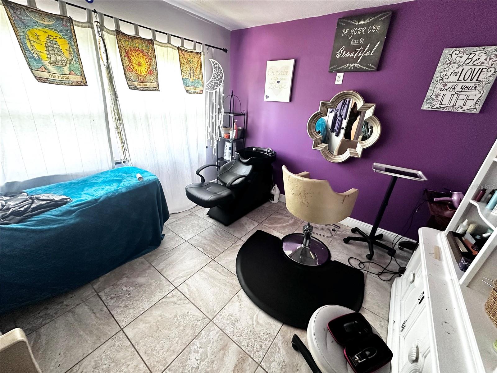 807 W VIRGINIA AVE, TAMPA, FL, 33603