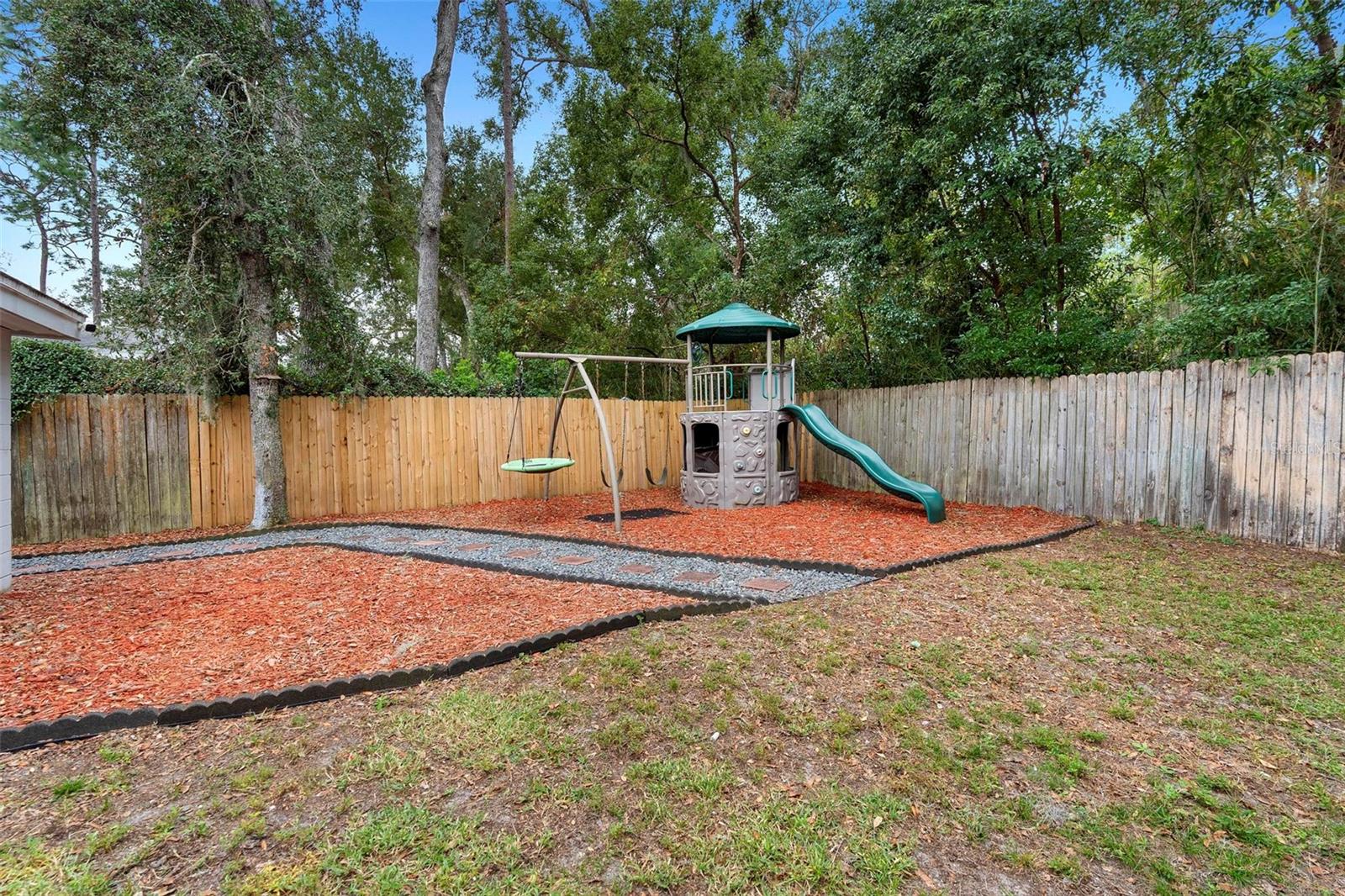 732 MOCKINGBIRD LN, DELAND, FL, 32720