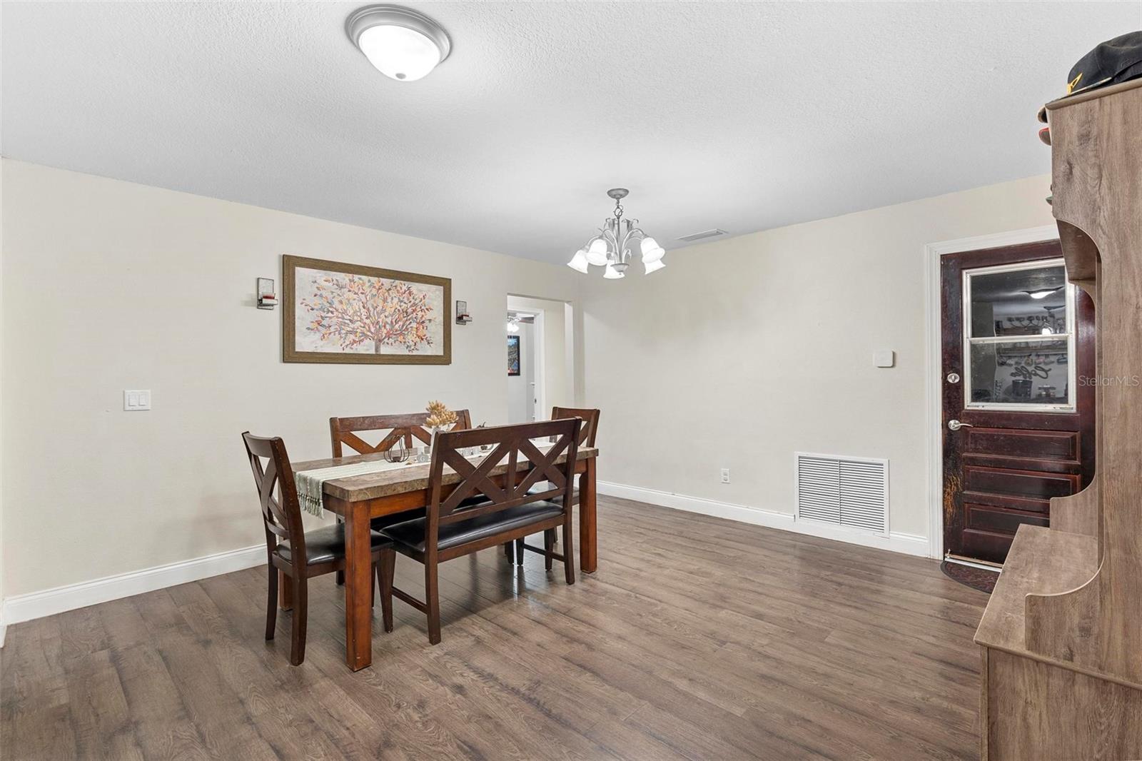 732 MOCKINGBIRD LN, DELAND, FL, 32720