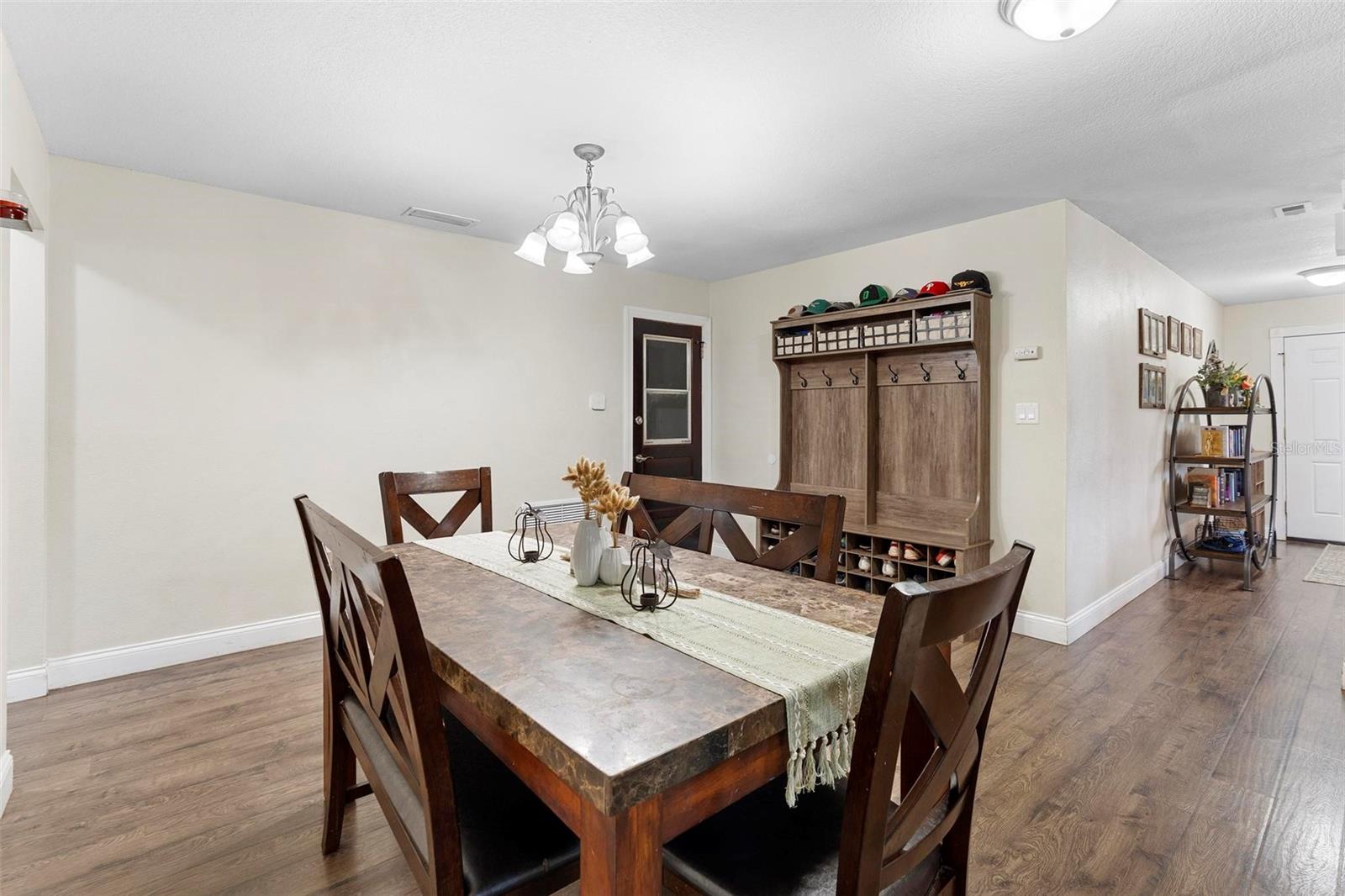 732 MOCKINGBIRD LN, DELAND, FL, 32720