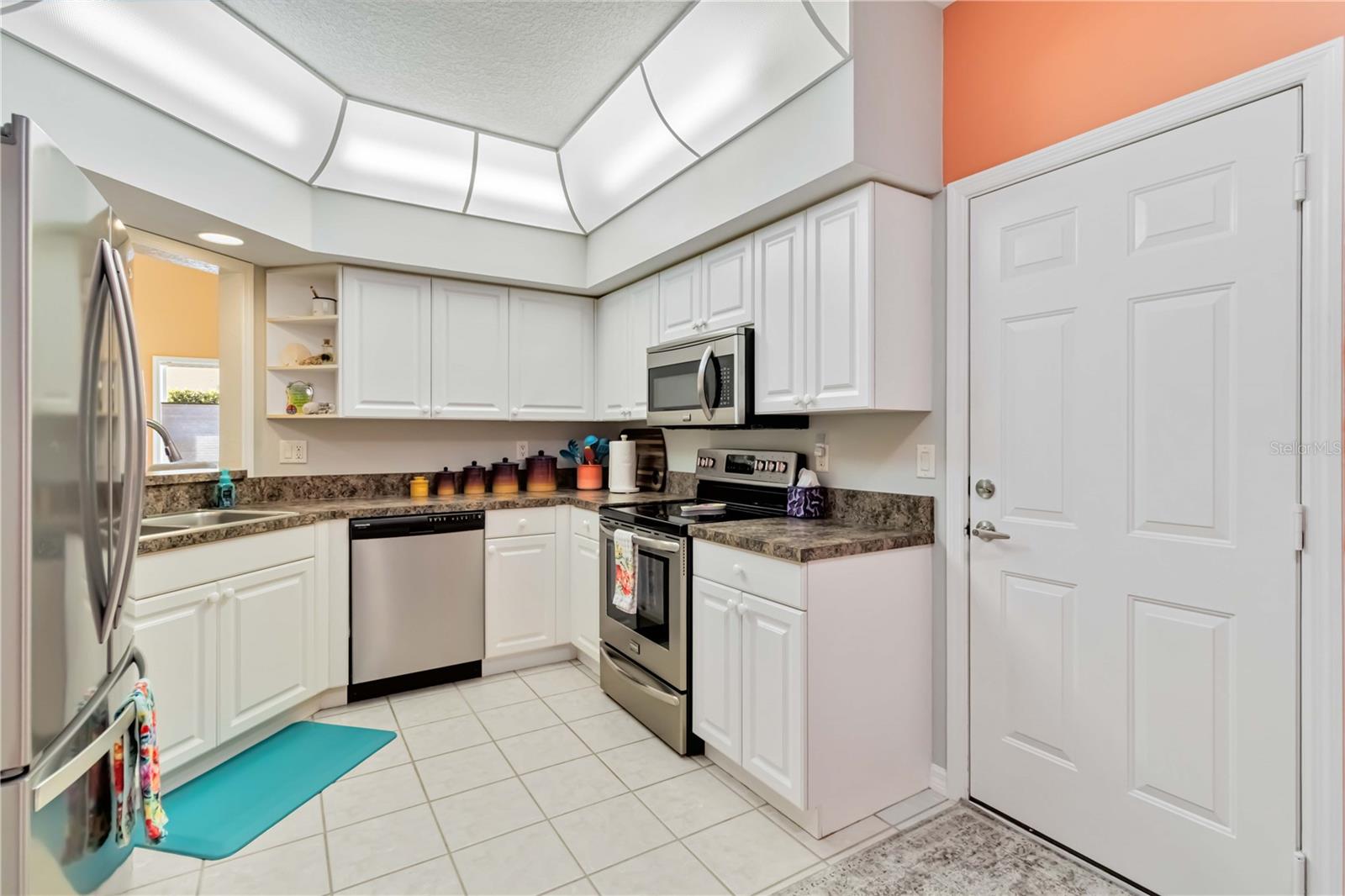 6339 BAY CEDAR LN #102, BRADENTON, FL, 34203