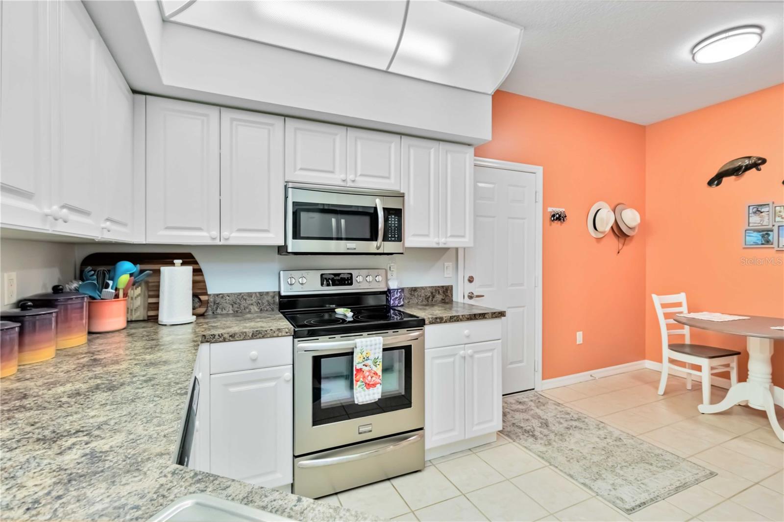 6339 BAY CEDAR LN #102, BRADENTON, FL, 34203