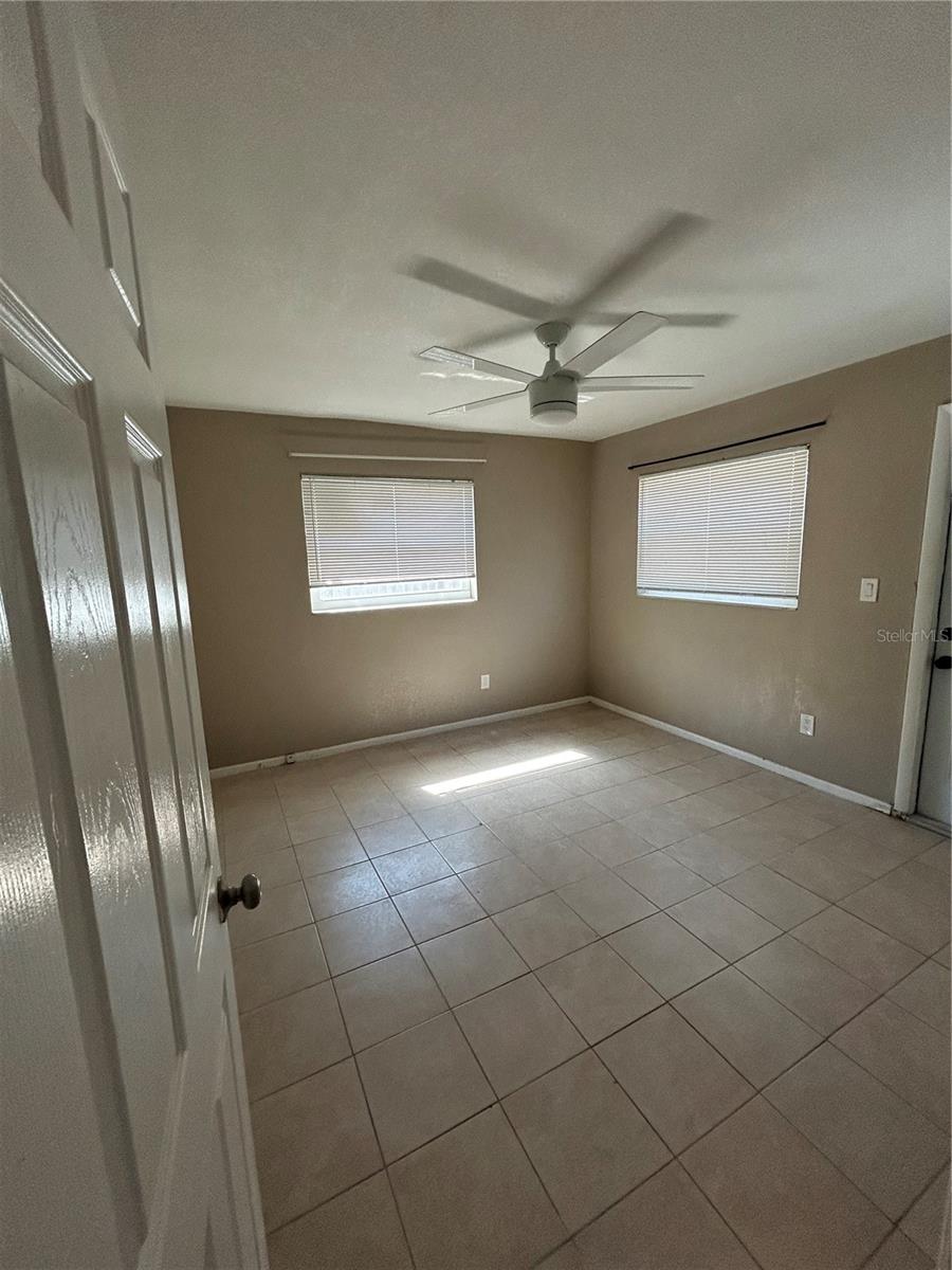 1427 15TH ST S, ST PETERSBURG, FL, 33705