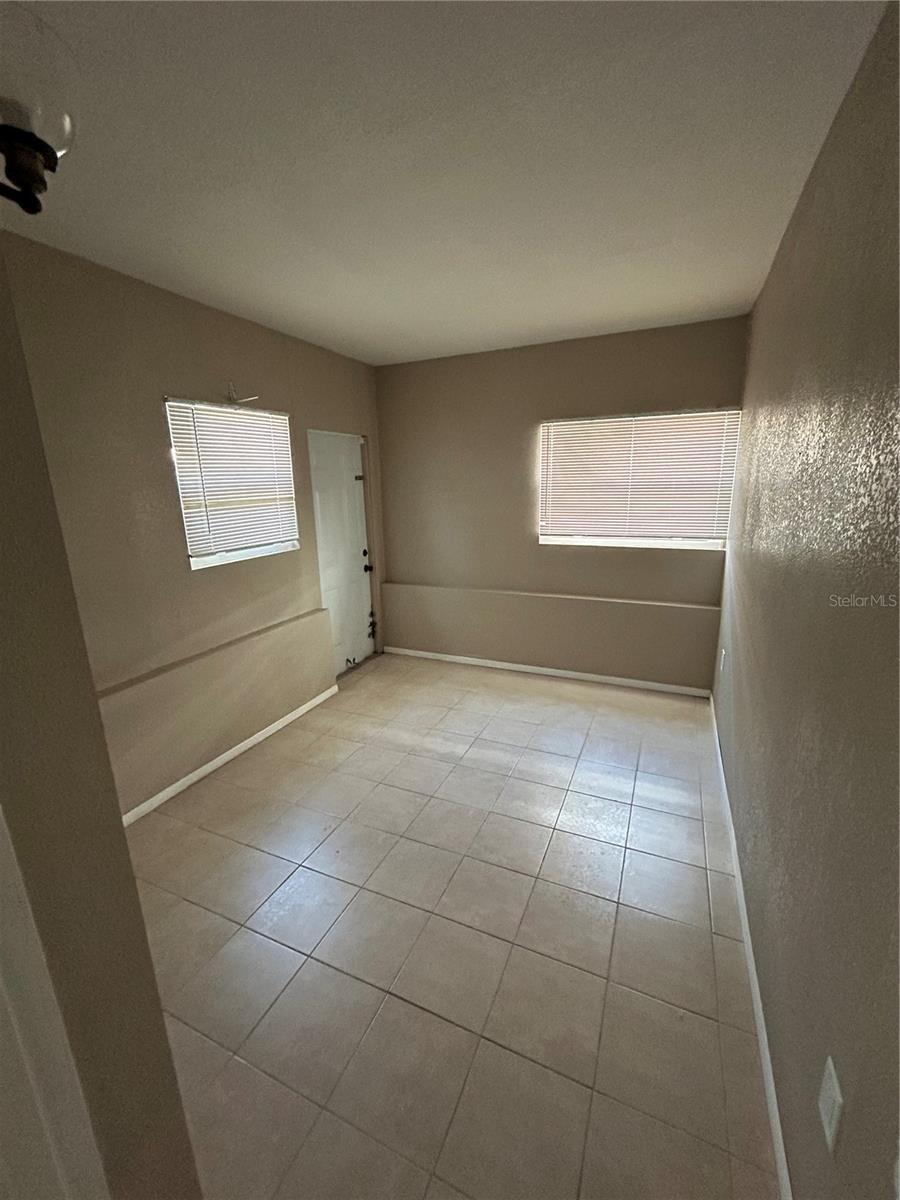 1427 15TH ST S, ST PETERSBURG, FL, 33705