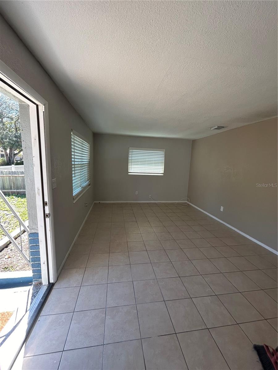 1427 15TH ST S, ST PETERSBURG, FL, 33705