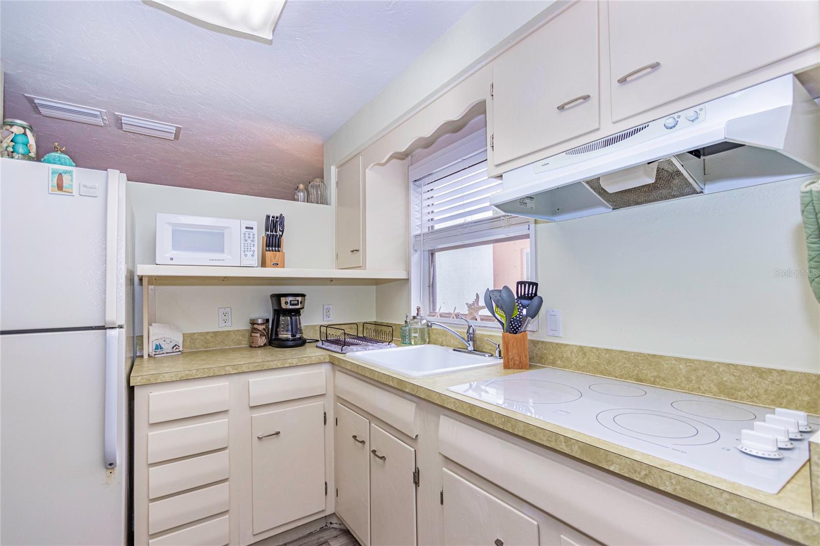 607 LIME AVE, CLEARWATER, FL, 33756