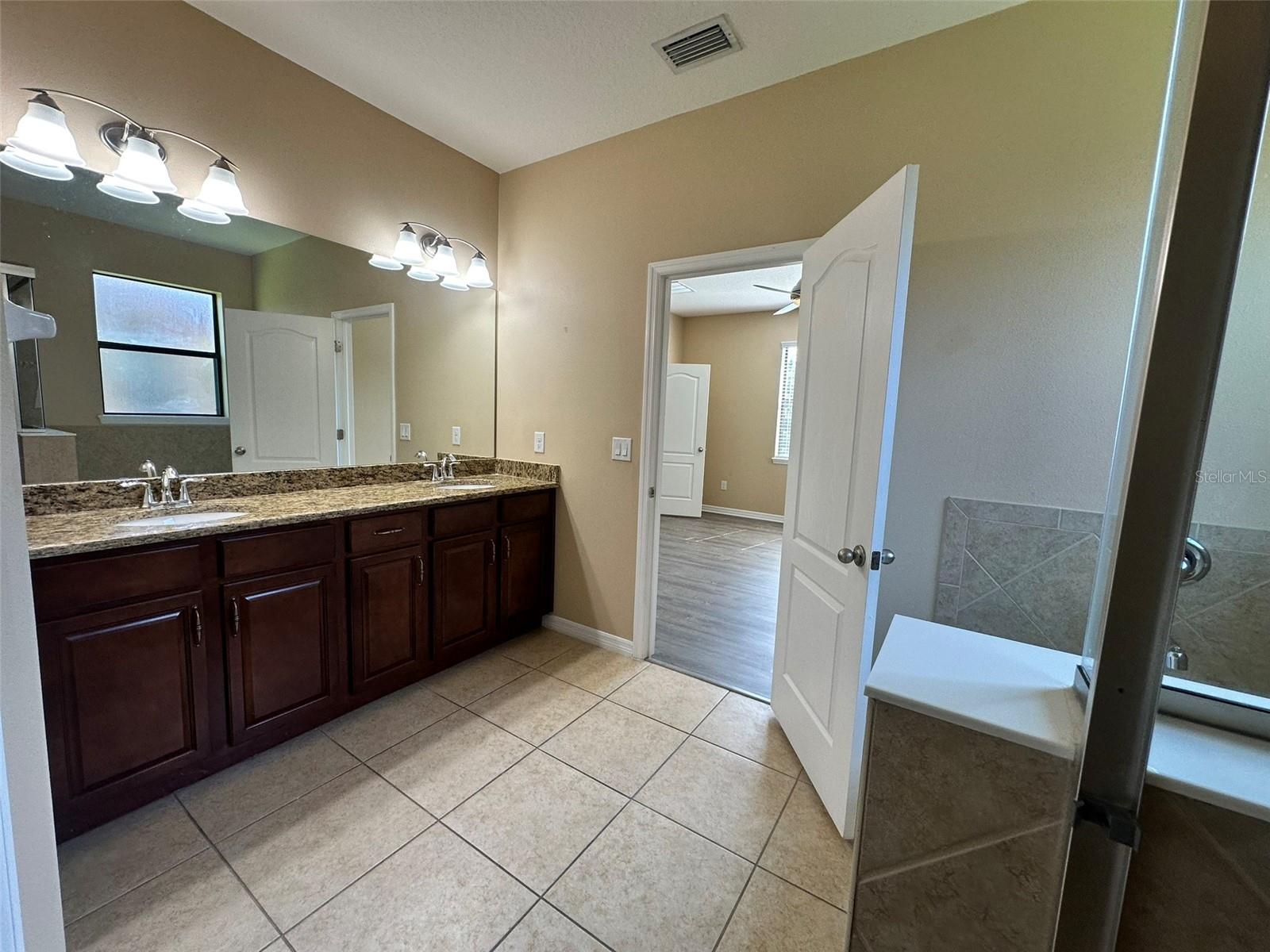 8151 36TH ST E, SARASOTA, FL, 34243