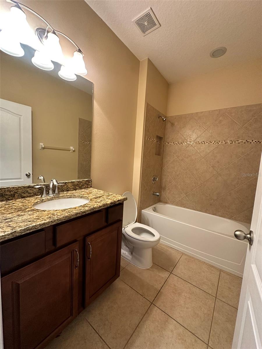 8151 36TH ST E, SARASOTA, FL, 34243