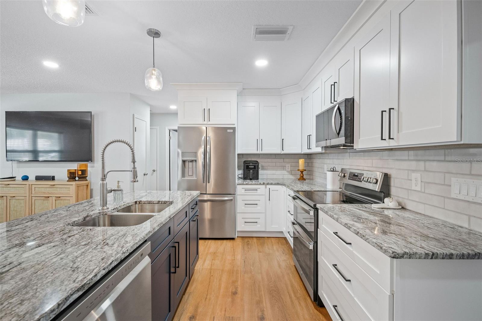 9653 GOLDEN GROVE ST, SEMINOLE, FL, 33772