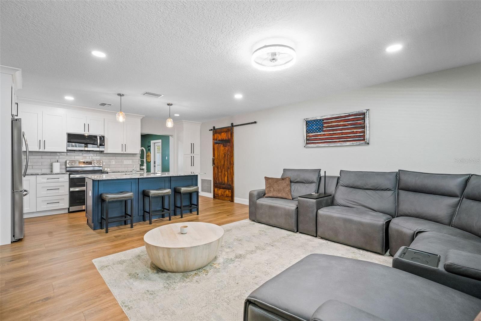 9653 GOLDEN GROVE ST, SEMINOLE, FL, 33772