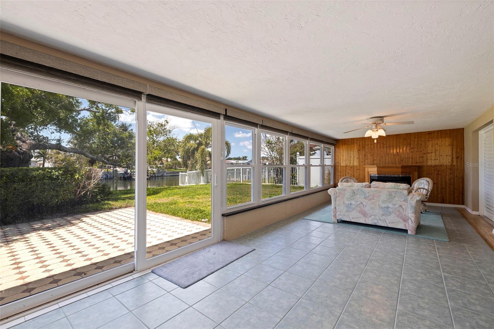 4433 38TH WAY S, ST PETERSBURG, FL, 33711