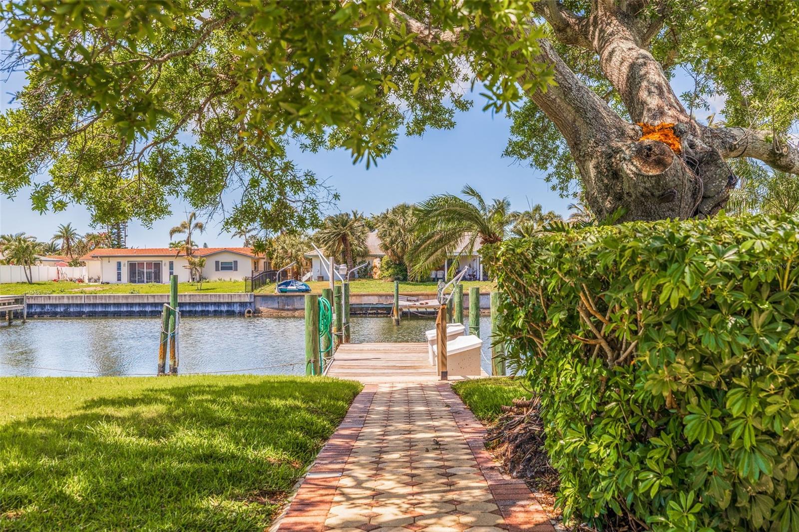 4433 38TH WAY S, ST PETERSBURG, FL, 33711