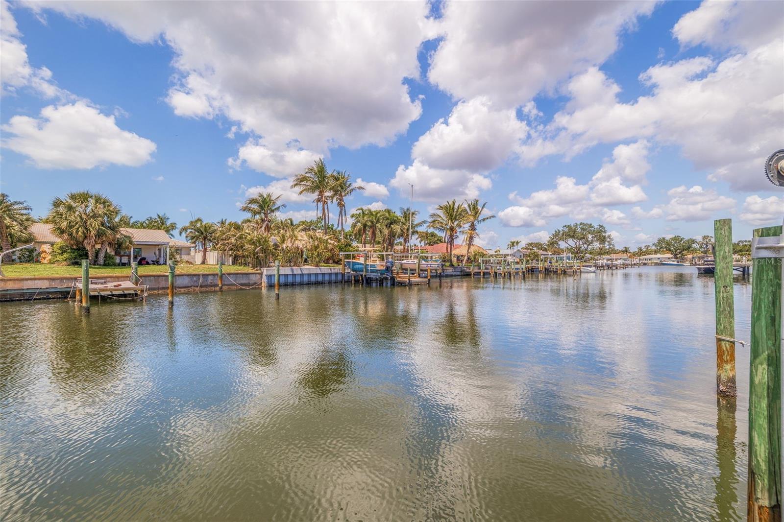 4433 38TH WAY S, ST PETERSBURG, FL, 33711