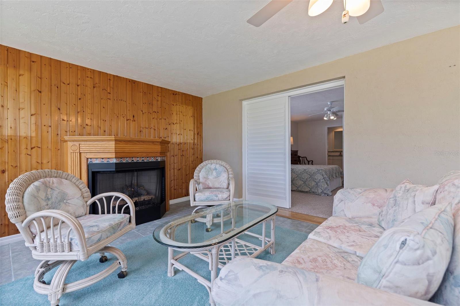 4433 38TH WAY S, ST PETERSBURG, FL, 33711