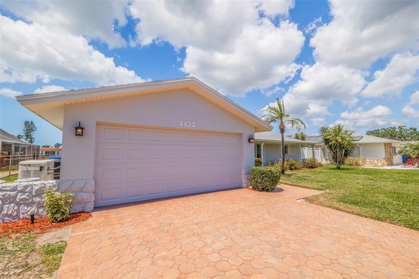 4433 38TH WAY S, ST PETERSBURG, FL, 33711