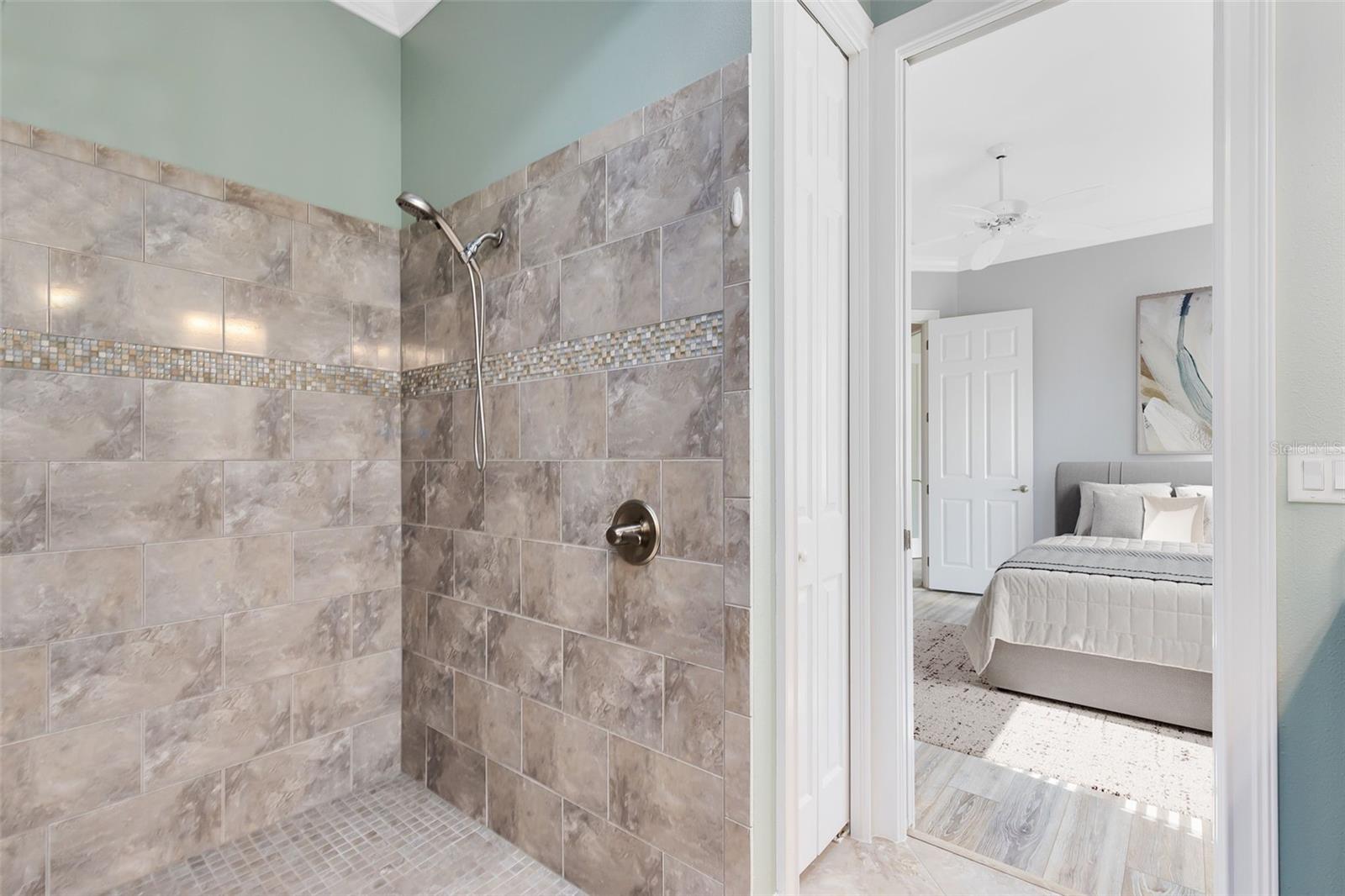 5509 MEADOW HILL LOOP, LADY LAKE, FL, 32159