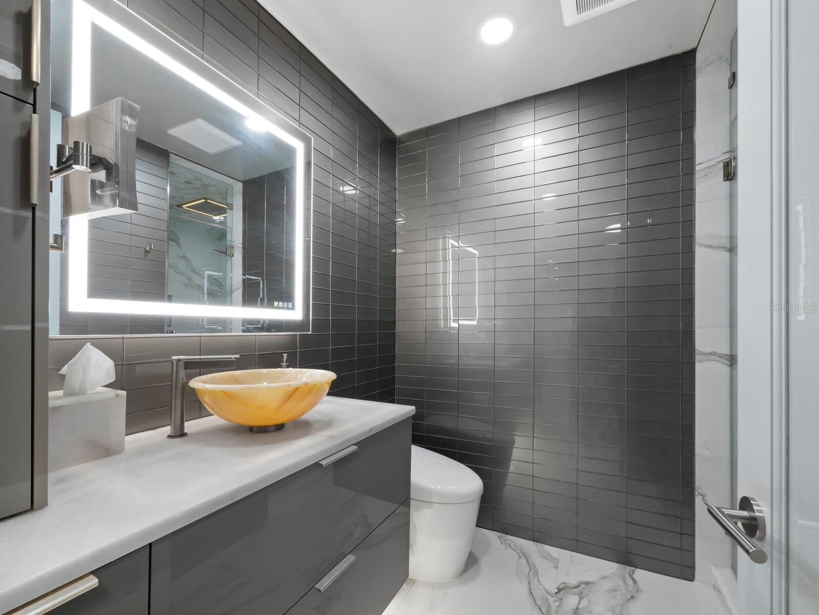 415 L AMBIANCE DR #D306, LONGBOAT KEY, FL, 34228