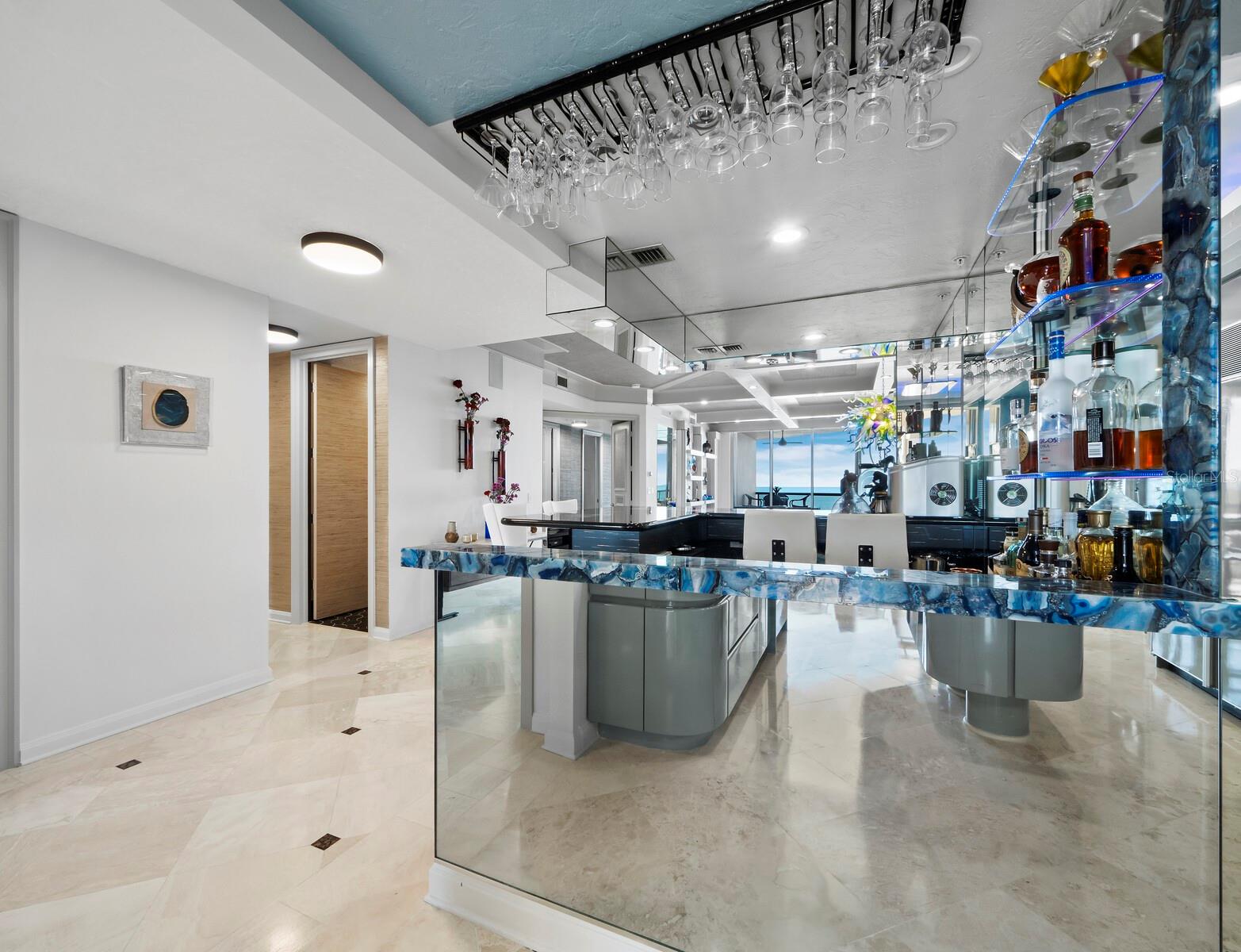 415 L AMBIANCE DR #D306, LONGBOAT KEY, FL, 34228