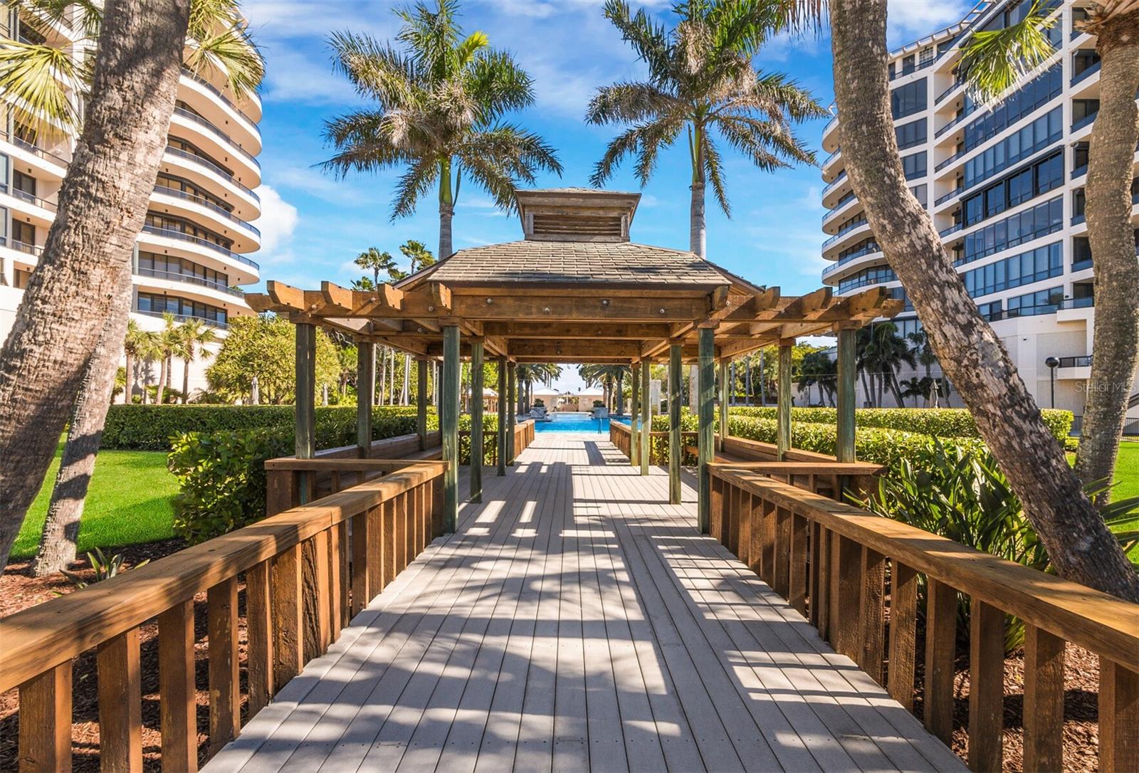 415 L AMBIANCE DR #D306, LONGBOAT KEY, FL, 34228