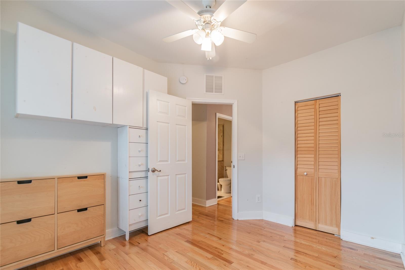 317 W JEAN ST, TAMPA, FL, 33604