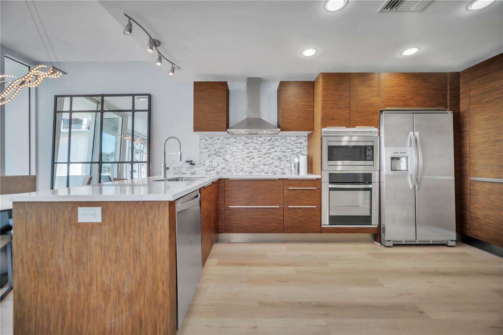 175 1ST ST S #412, ST PETERSBURG, FL, 33701