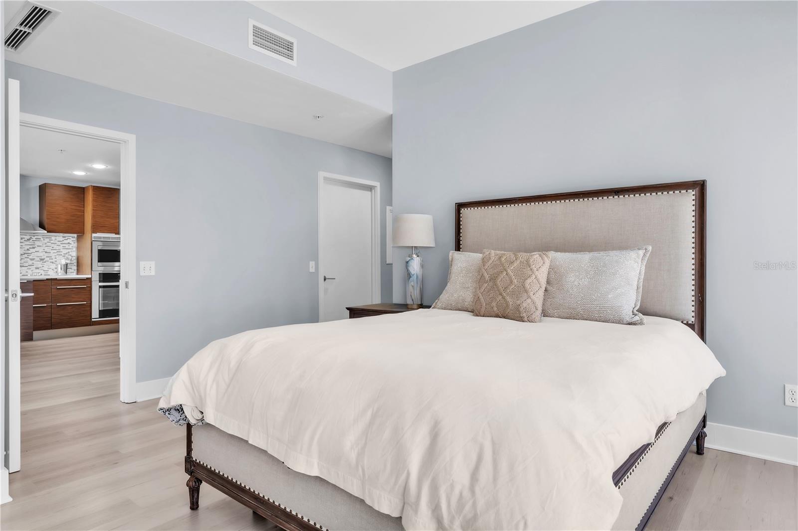 175 1ST ST S #412, ST PETERSBURG, FL, 33701