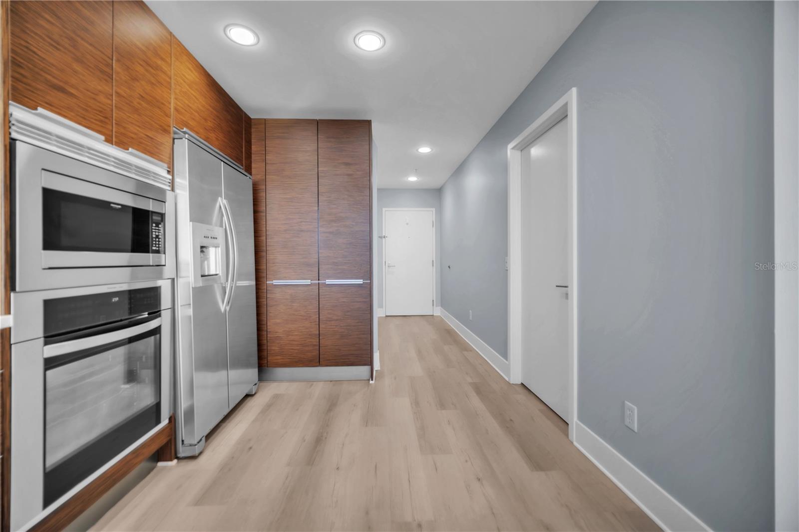 175 1ST ST S #412, ST PETERSBURG, FL, 33701