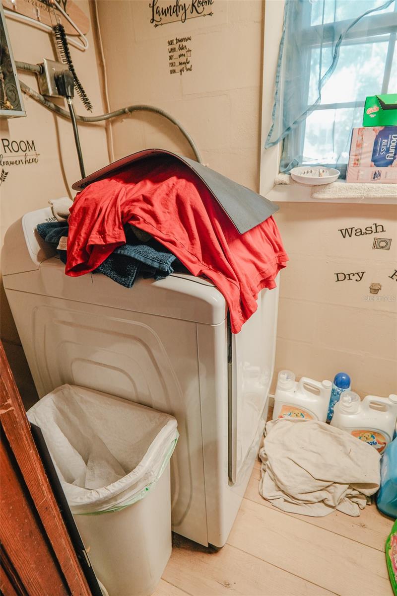 2405 21ST AVE W, BRADENTON, FL, 34205