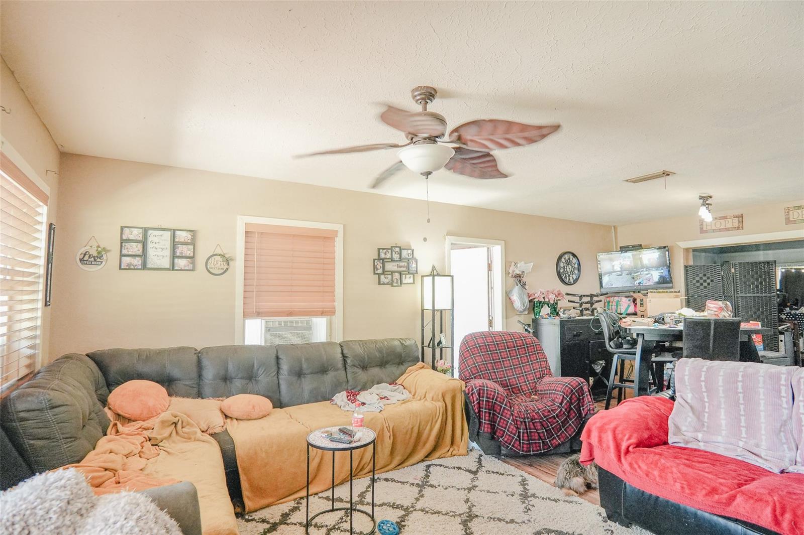 2405 21ST AVE W, BRADENTON, FL, 34205