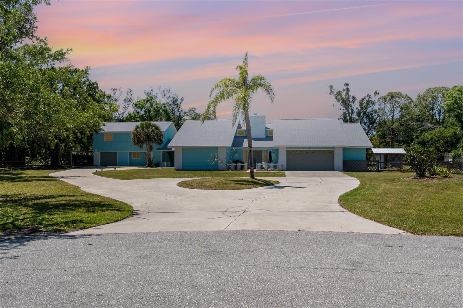 1305 GREENFIELD CIR, VENICE, FL, 34292