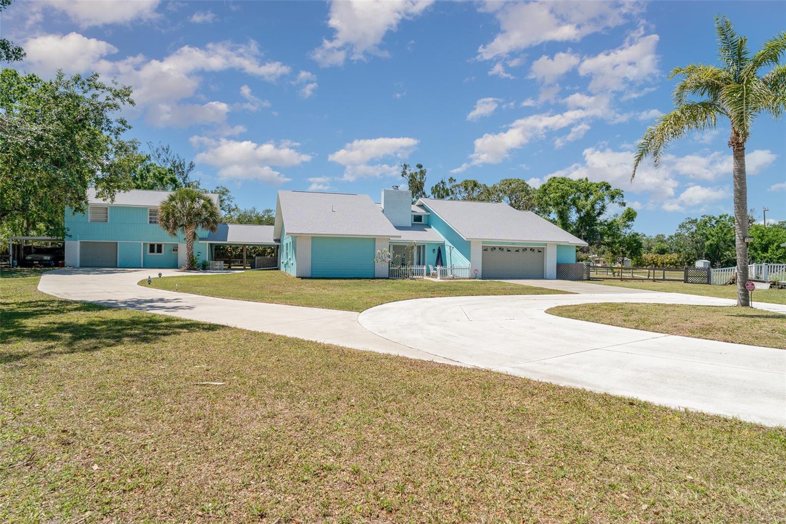 1305 GREENFIELD CIR, VENICE, FL, 34292