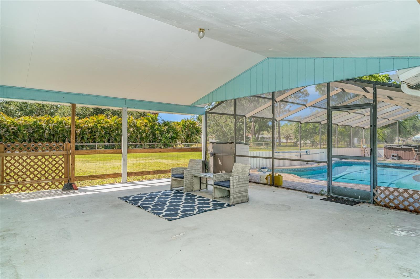 1305 GREENFIELD CIR, VENICE, FL, 34292