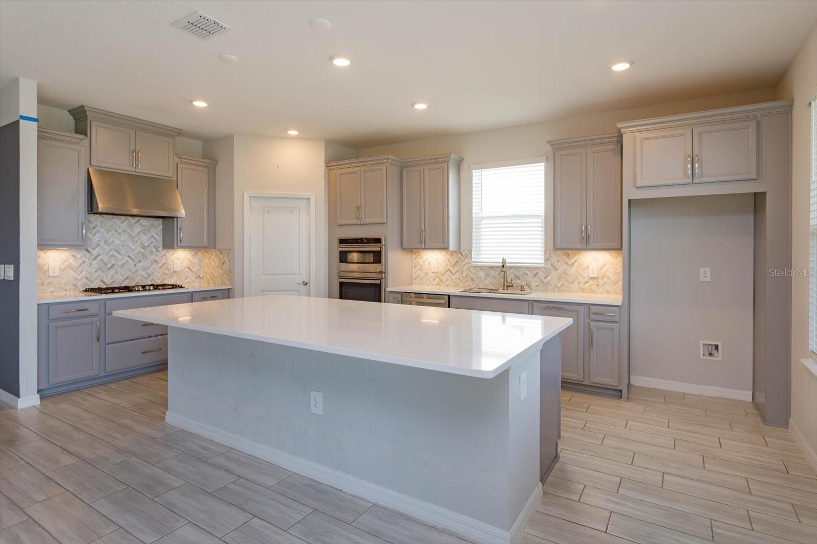 2118 OLD HOLLOW LN, CLERMONT, FL, 34715