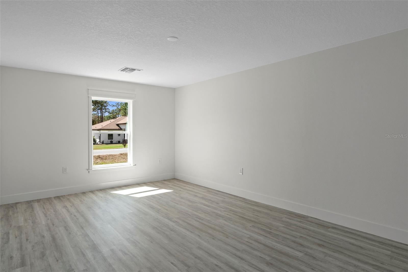 11107 WOOD OWL AVE, WEEKI WACHEE, FL, 34614