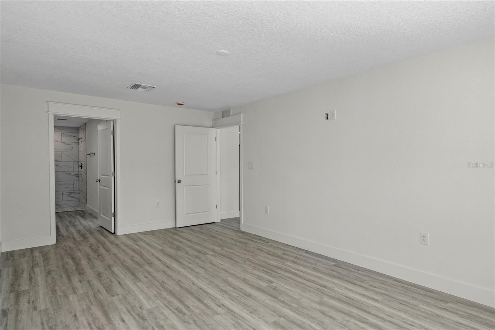 11107 WOOD OWL AVE, WEEKI WACHEE, FL, 34614