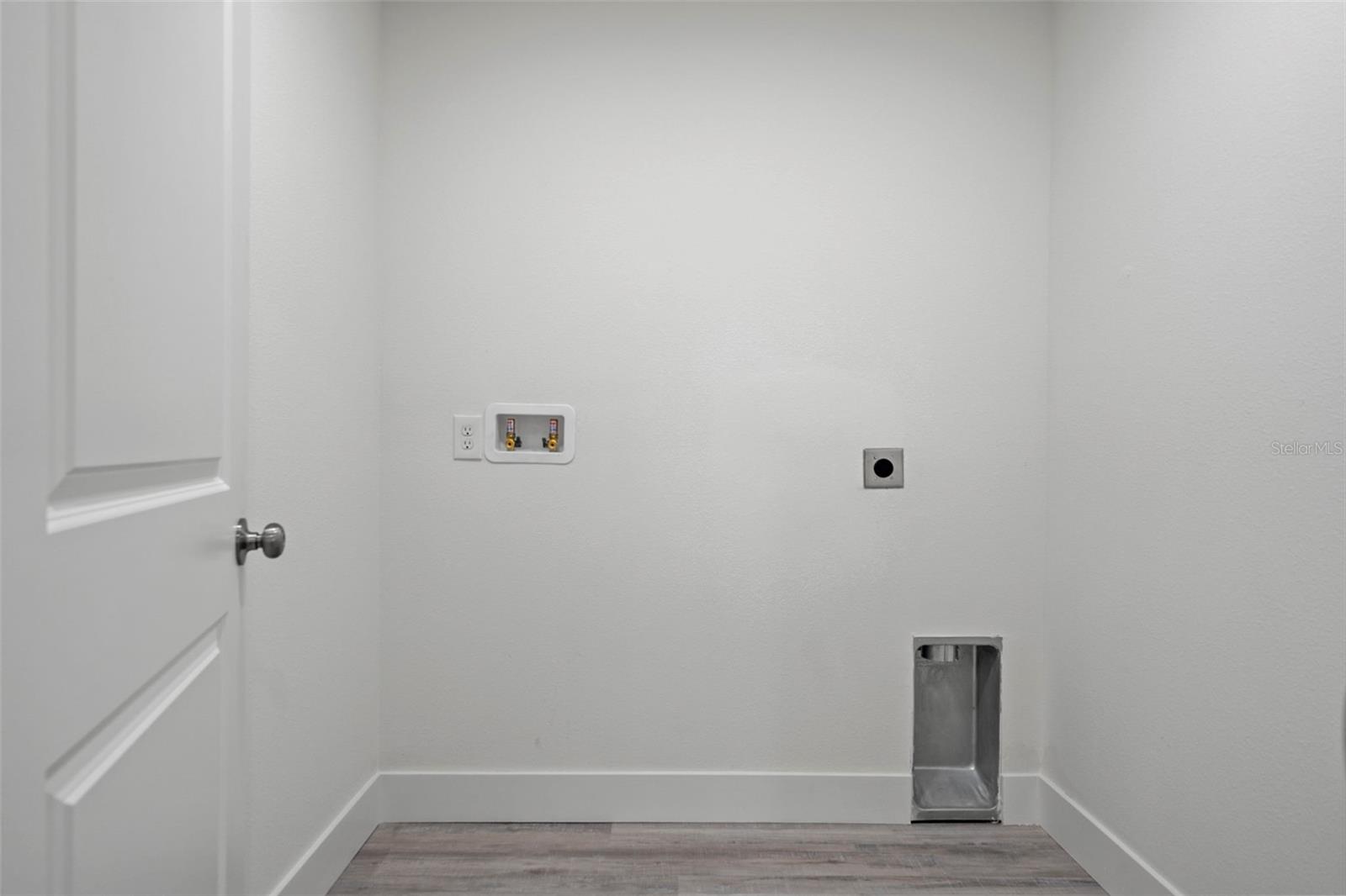 11107 WOOD OWL AVE, WEEKI WACHEE, FL, 34614