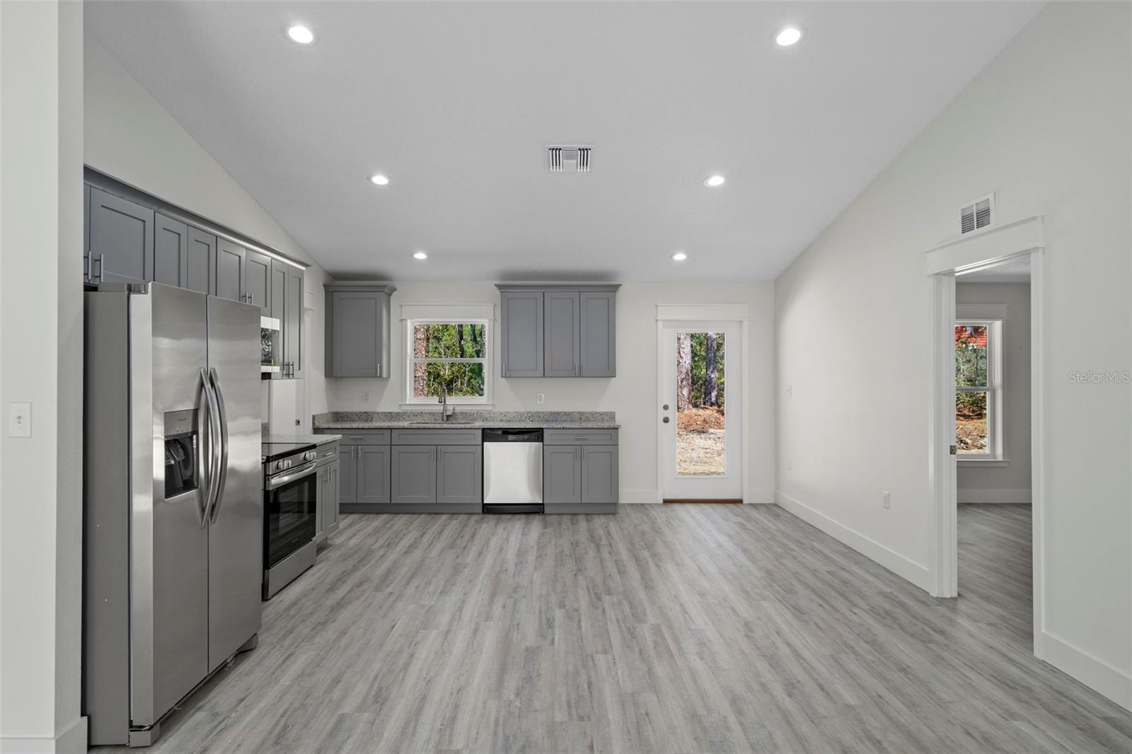 11107 WOOD OWL AVE, WEEKI WACHEE, FL, 34614