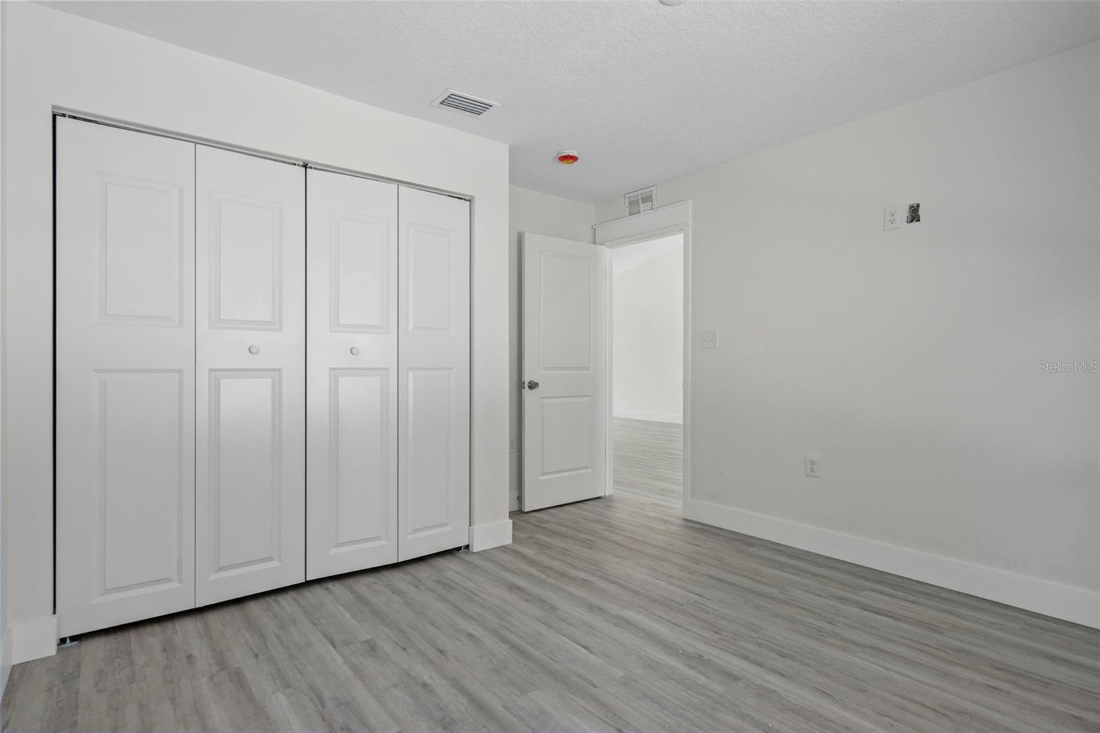 11107 WOOD OWL AVE, WEEKI WACHEE, FL, 34614