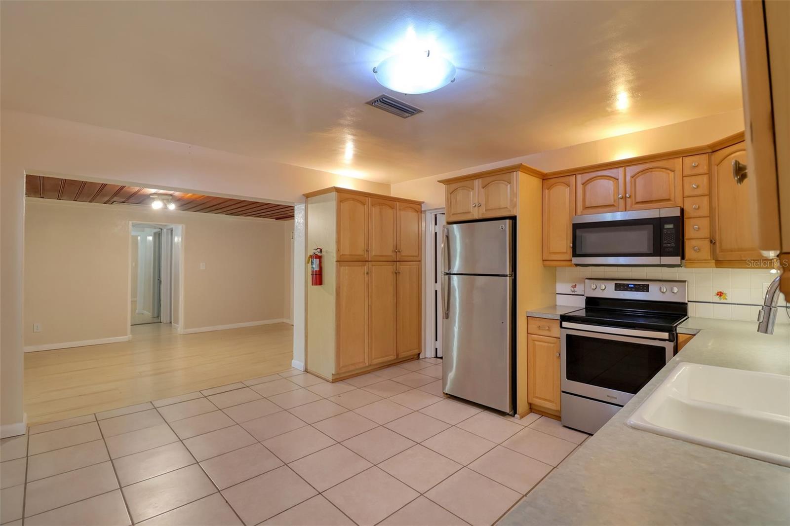 4845 25 AVE N, ST PETERSBURG, FL, 33713