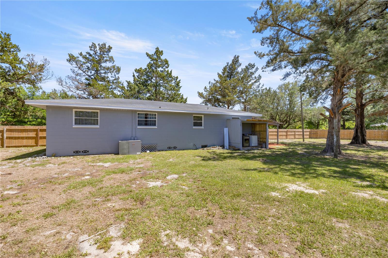 1025 NE 4TH ST, CHIEFLAND, FL, 32626