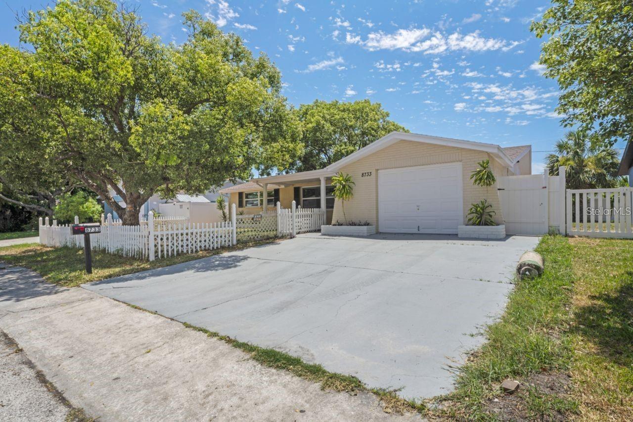 8733 GOSHEN LN, PORT RICHEY, FL, 34668