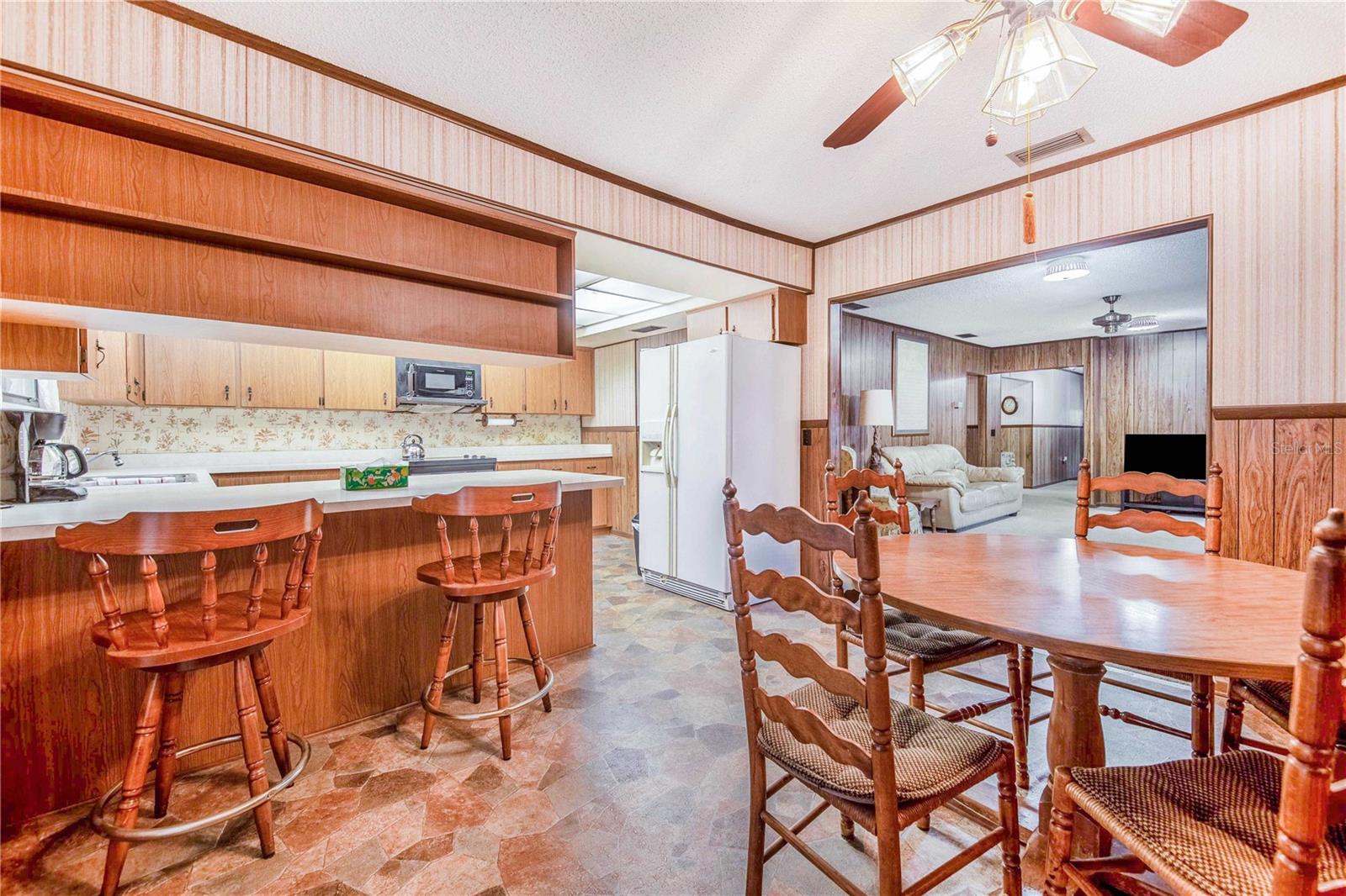 302 W GATES AVE, LAKE HAMILTON, FL, 33851