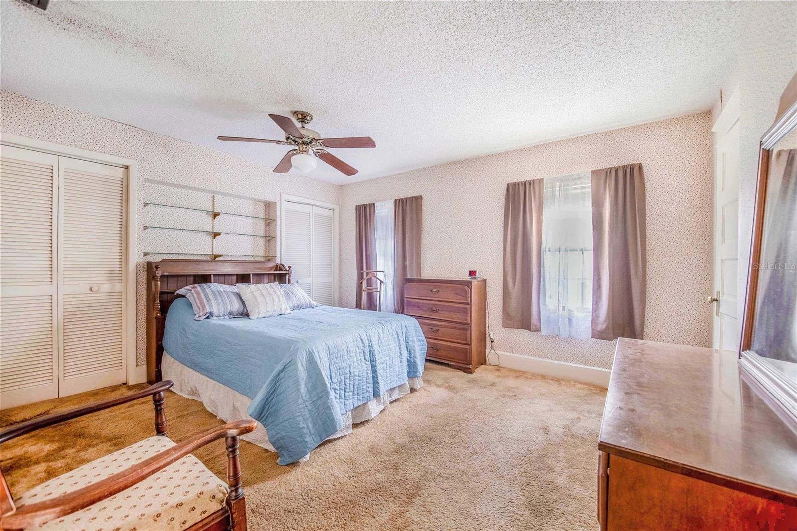 302 W GATES AVE, LAKE HAMILTON, FL, 33851