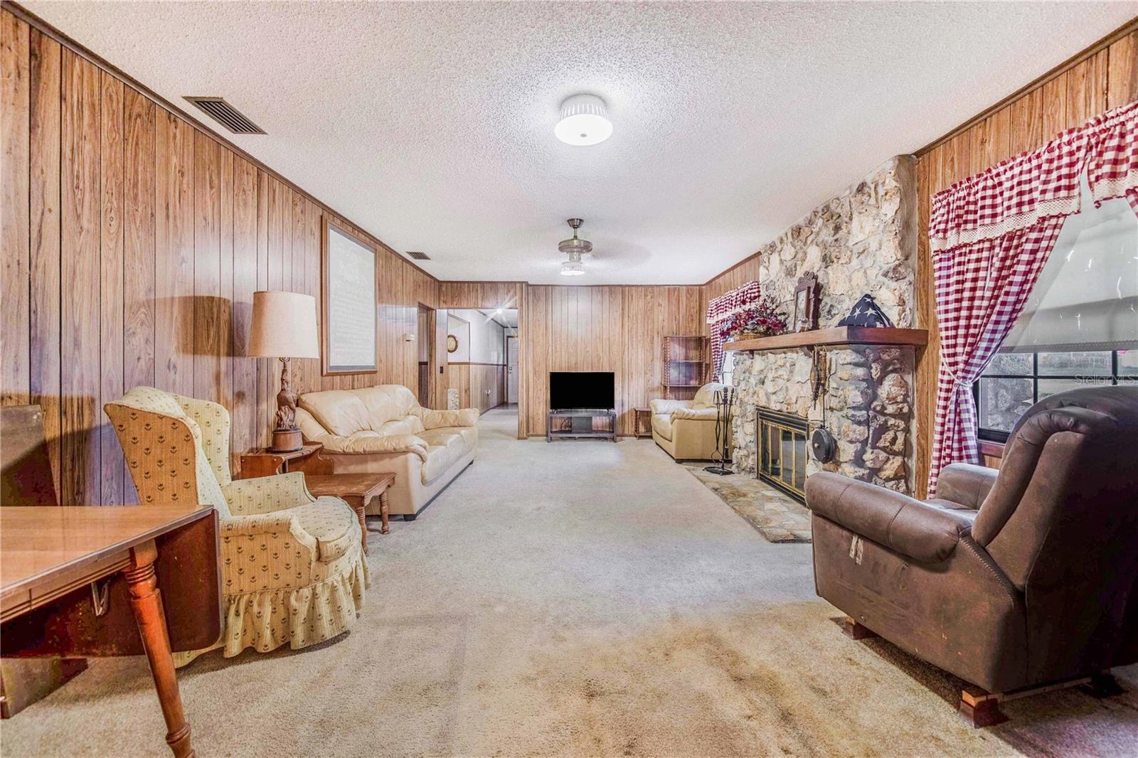 302 W GATES AVE, LAKE HAMILTON, FL, 33851