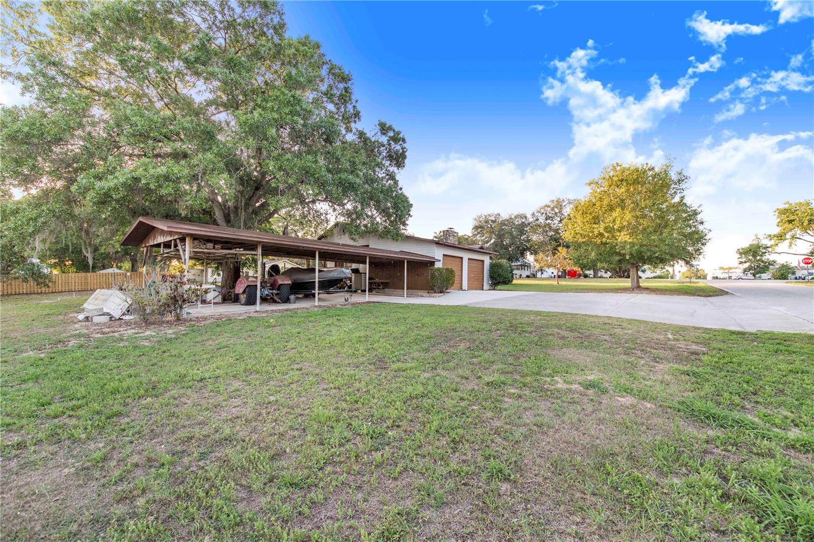 302 W GATES AVE, LAKE HAMILTON, FL, 33851