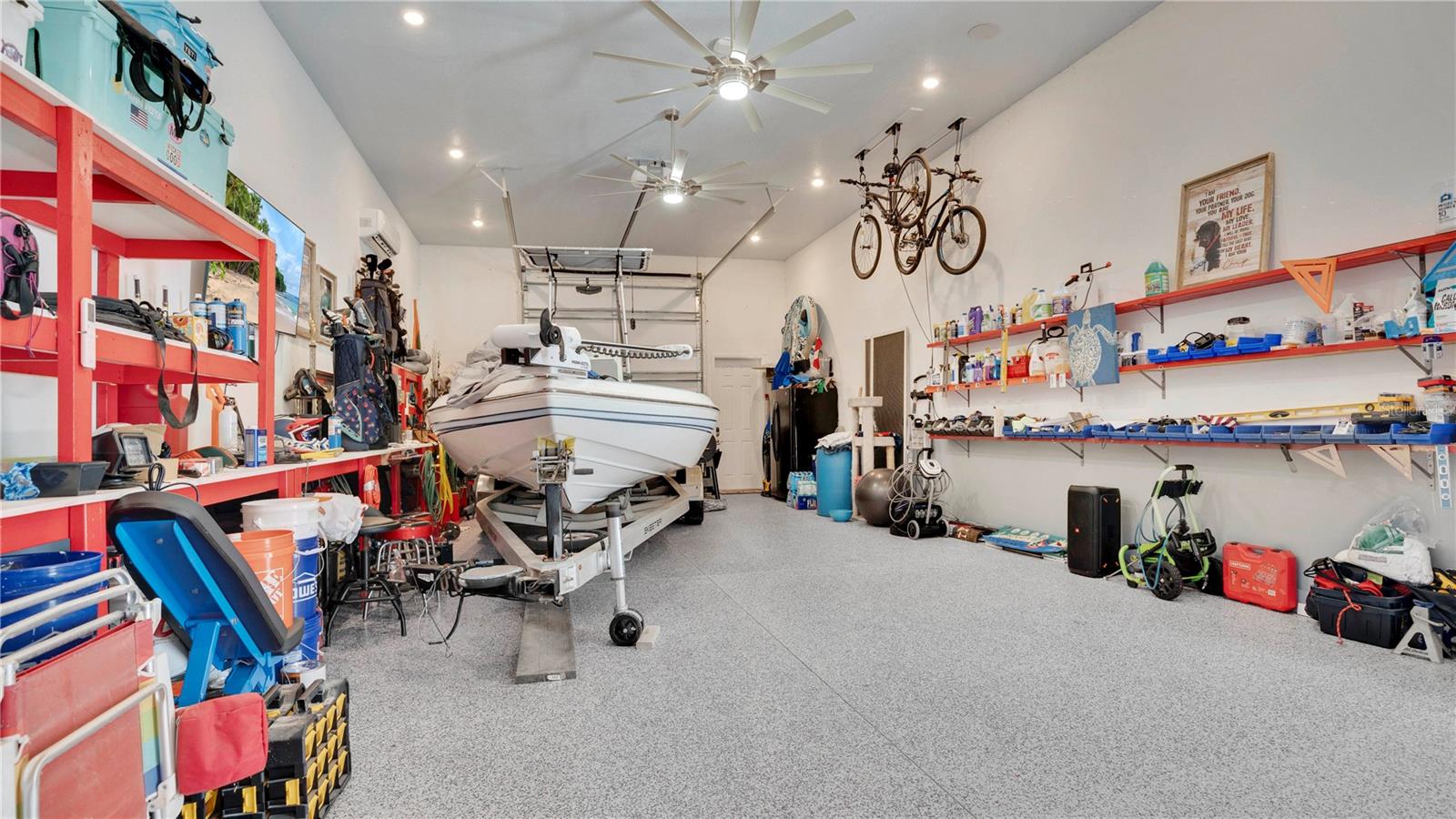 26516 SAVAGE CIR, HOWEY IN THE HILLS, FL, 34737