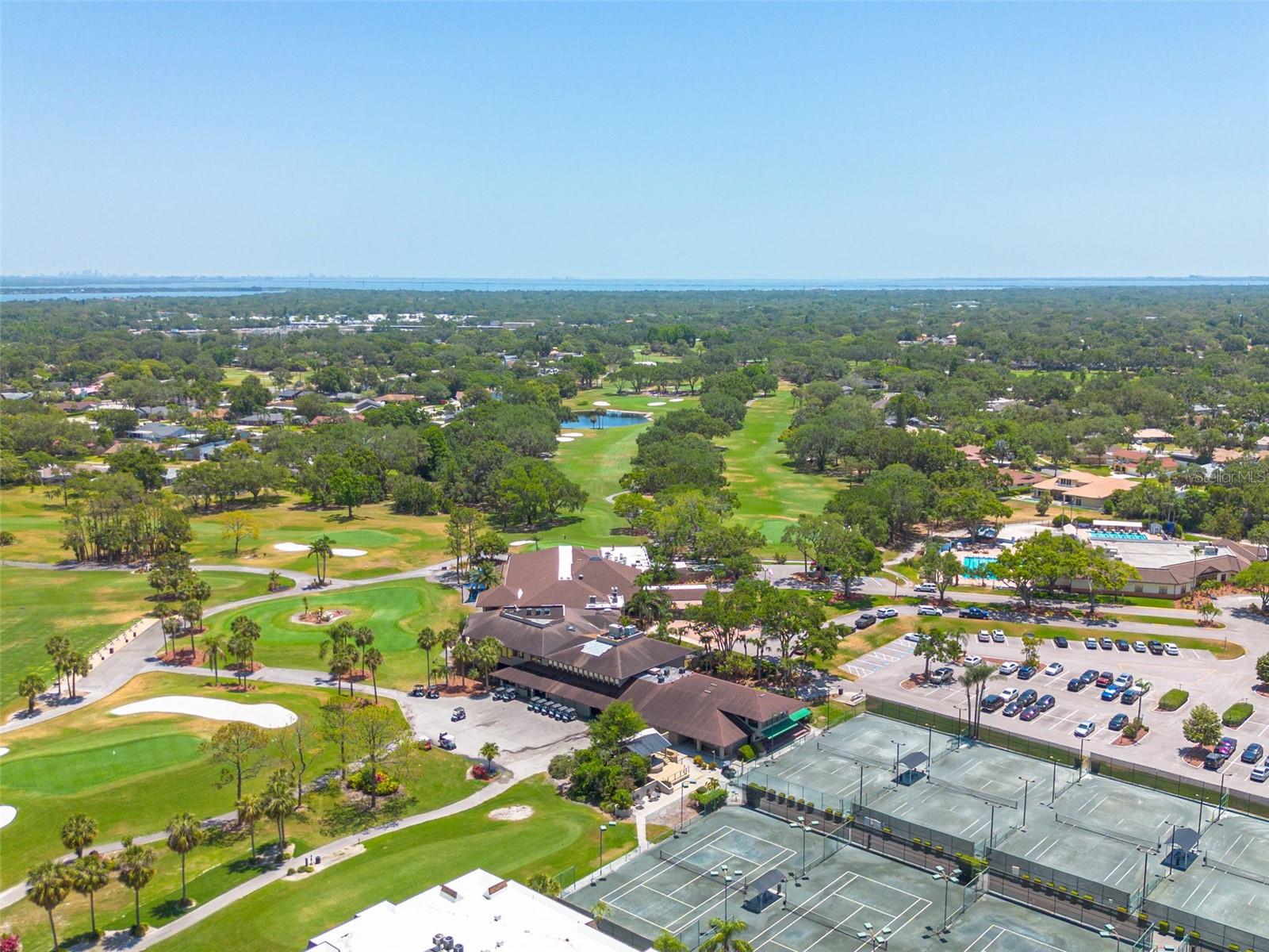 2671 CLUBHOUSE DR N, CLEARWATER, FL, 33761