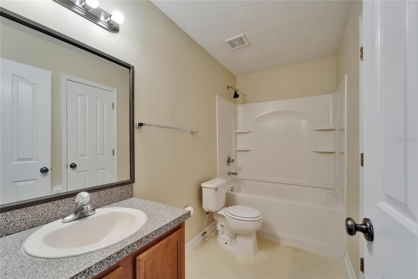 2415 BROWNWOOD DR, MULBERRY, FL, 33860