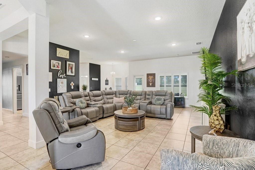 41043 STANTON HALL DR, DADE CITY, FL, 33525