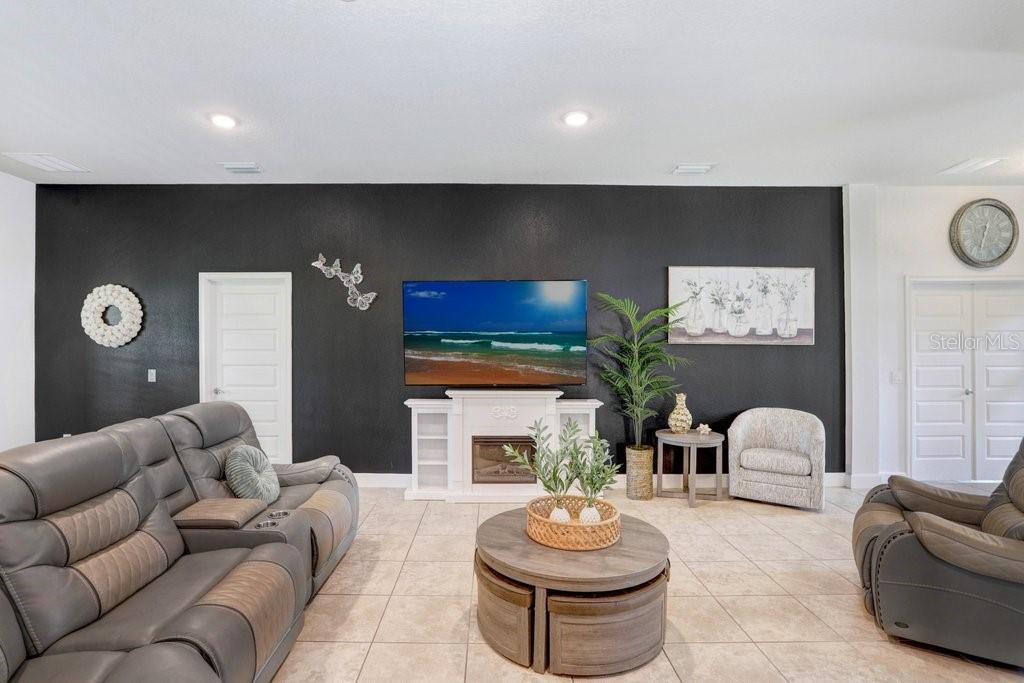 41043 STANTON HALL DR, DADE CITY, FL, 33525